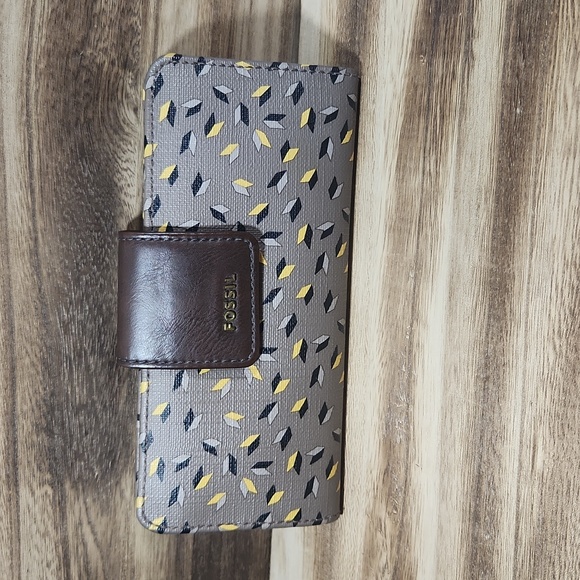 Fossil Handbags - Fossil bifold wallet